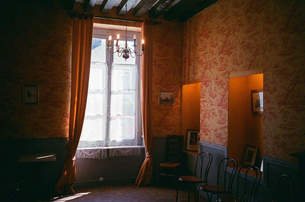 L'intérieur d'une auberge normande